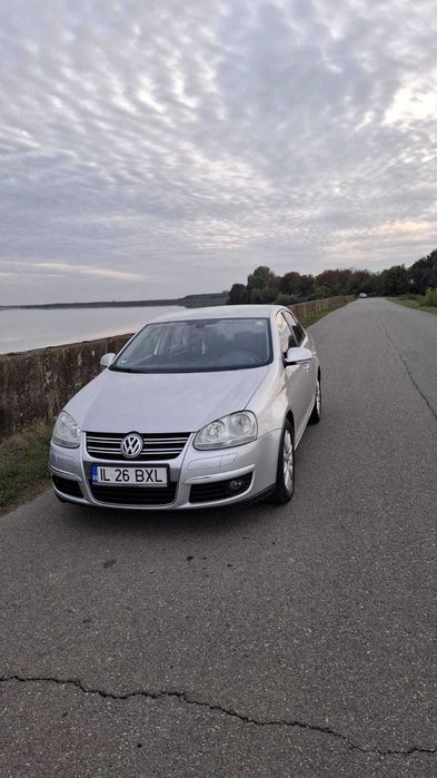 Volkswagen jetta 1.6 fsi an 2006