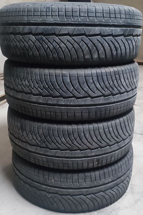 235/55/18 MICHELIN