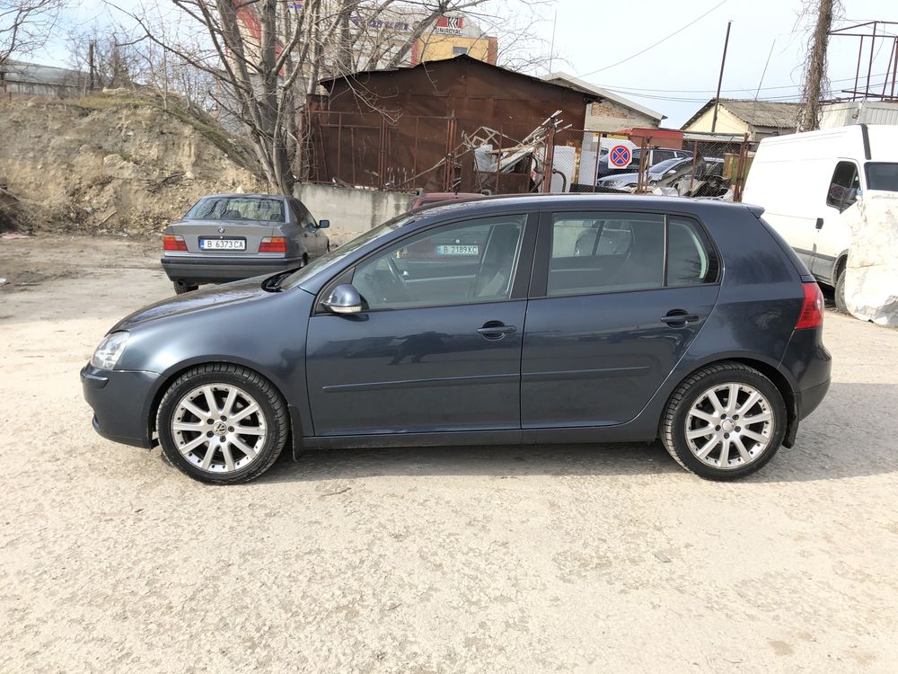 Фолксваген Голф 5 2005г 140кс 90кс/ VW Golf 5 2.0TDI DSG 1.4fsi