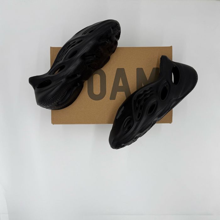 Adidas Yeezy Foam Runner RNNR Onyx