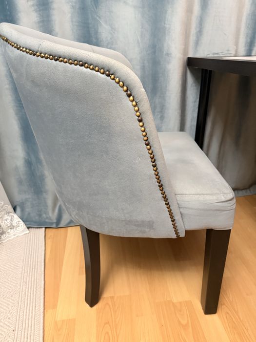 Кресло-стул(деревянные ножки)