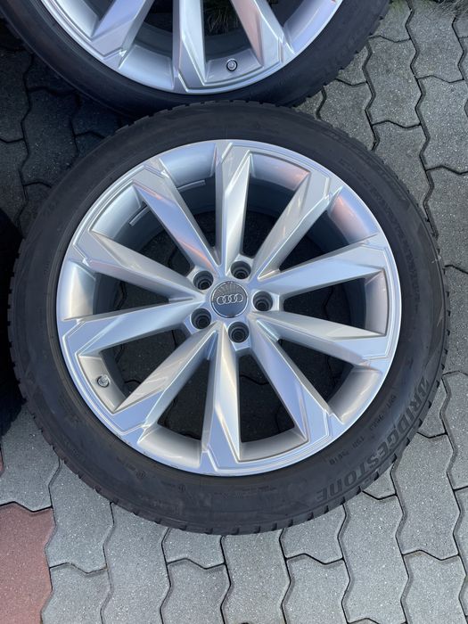 Jante de aluminiu originale Audi R20 cu cauciucuri de iarna