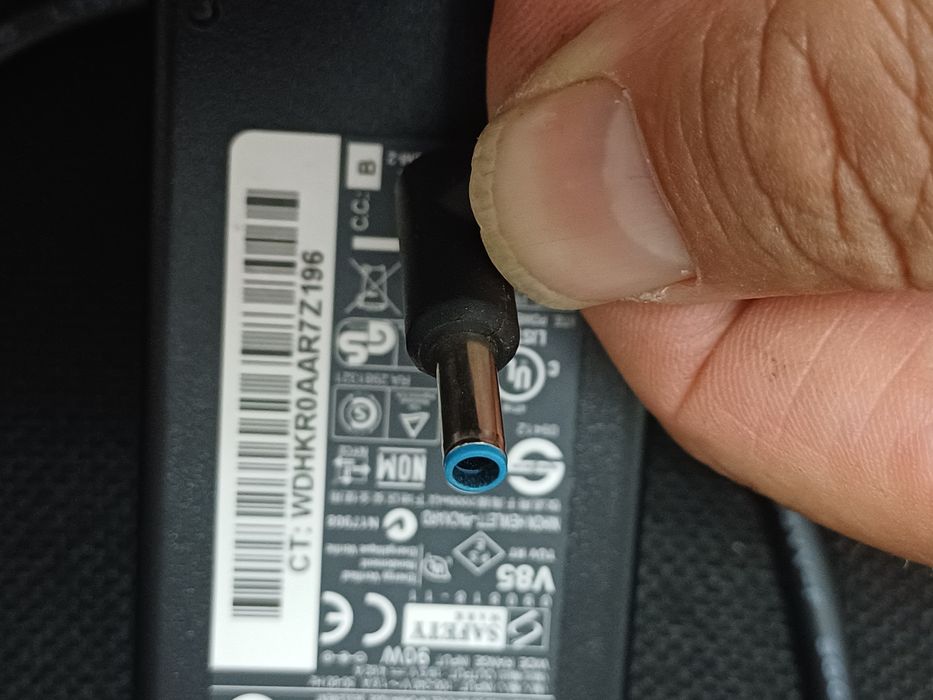 Incarcator laptop HP 19,5v  4,62A  90w. Este testat