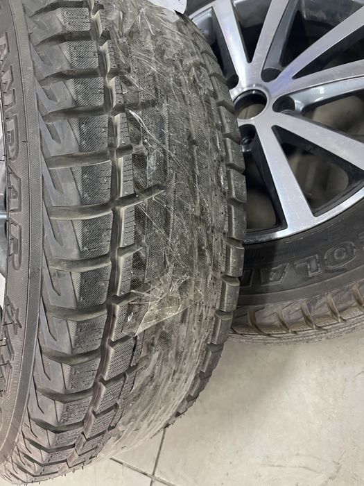 Резина yokohama 215/60 R17 зима