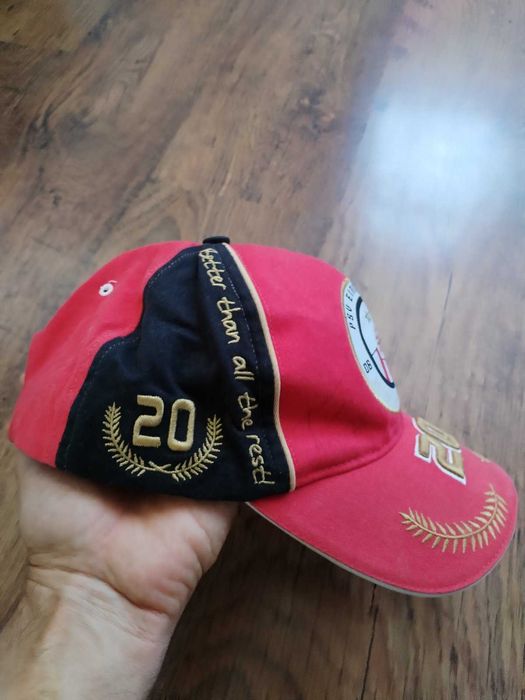 psv eindhoven better 06-07 -колекционерска шапка с остатък от автограф