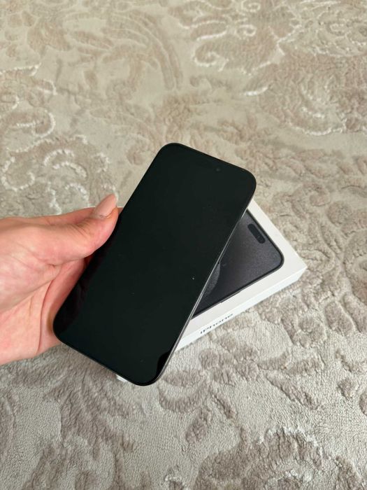 Продавам Iphone 15 pro 128 gb КАТО НОВ!!