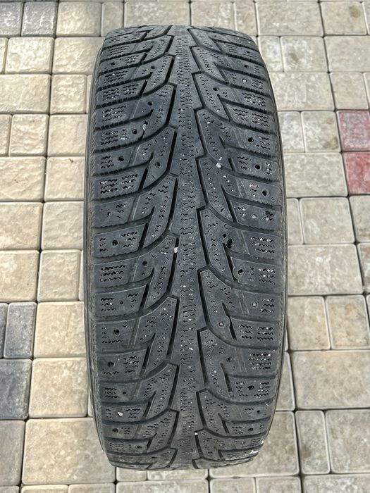 Продаю зимные Шины Hankook 215/60/16