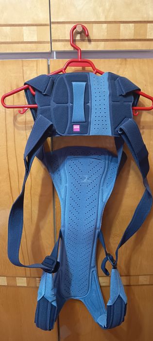 Corset medical pentru indreptarea coloanei