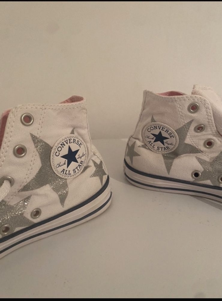 Adidasi converse marimea 33