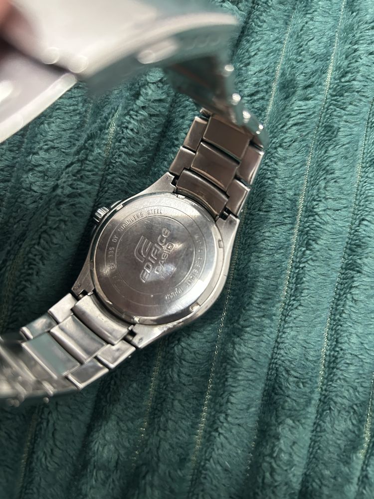 Продам часы Casio Edifice