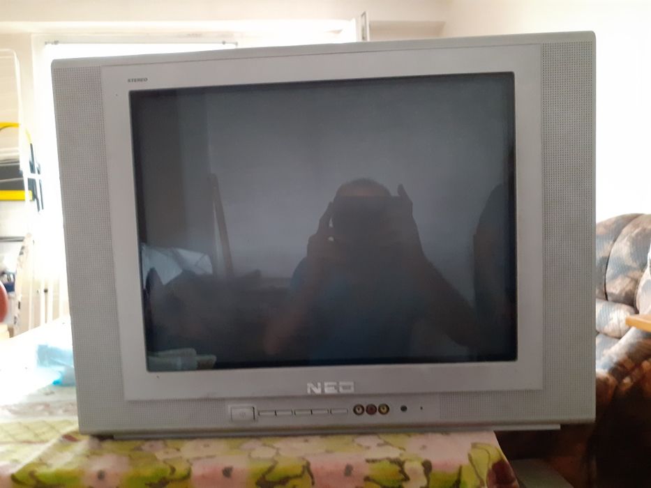 Телевизор JVC  и НЕО работещи