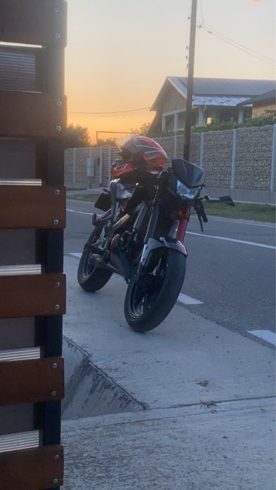 Vând Honda Cbr 125cc sau schimb cu masina