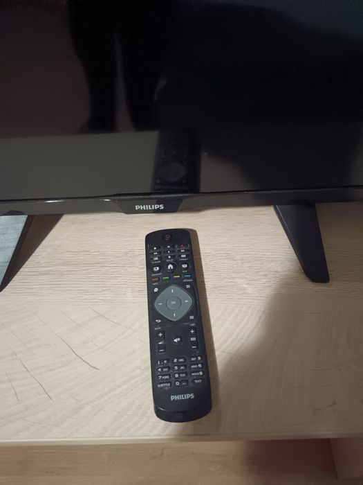 Телевизор PHILIPS 32 incha