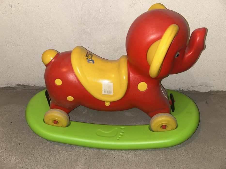 Играчка за каране + вана и гърне