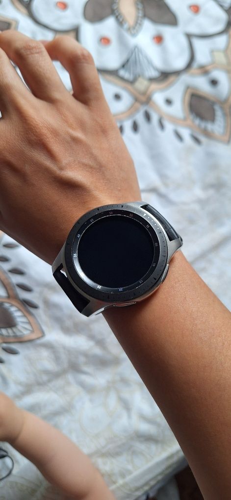 Часы Galaxy Watch