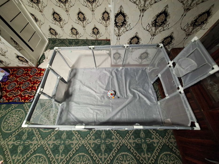 Срочно продаётся манеж для малышей б/у