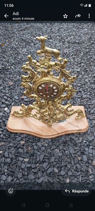Ceas  semineu din bronz aurit