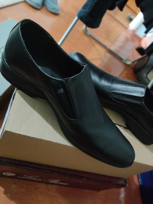 Продам новый кожаный обувь
