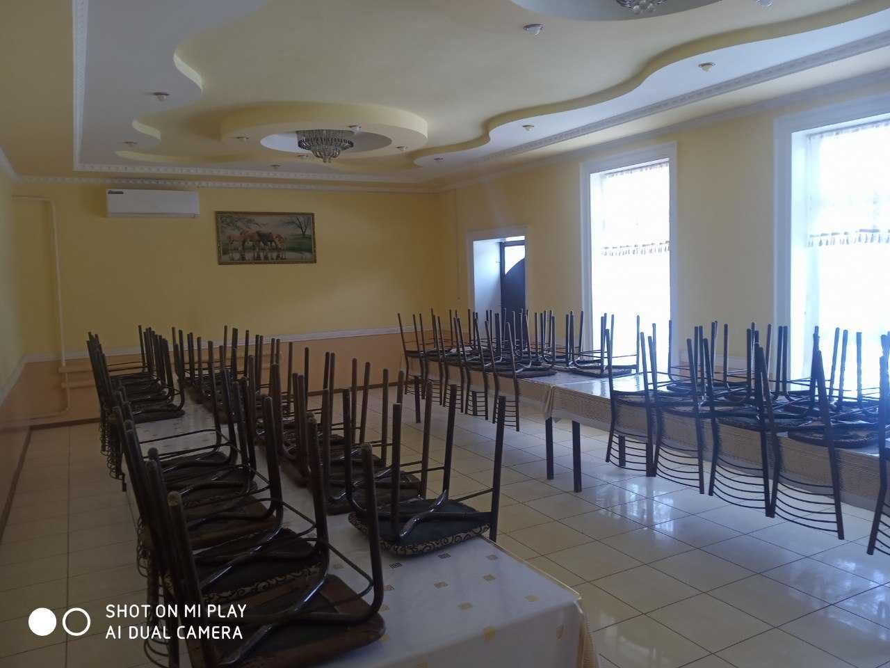 Ellikqala tumanida To`yxona binosi bo'lib to'lash asosida sotilmoqda.
