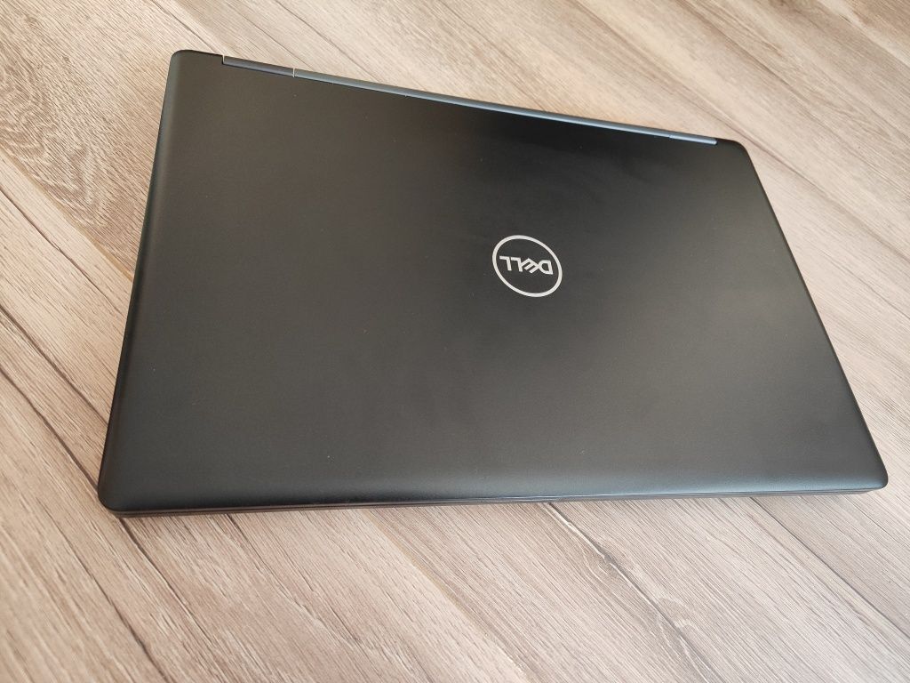 Laptop Dell latitude 5590