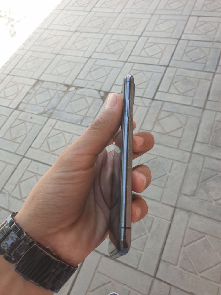 Iphone x 75%yomks  64gb hechqayeri alishmagan fes tru ton bor aybi yoq
