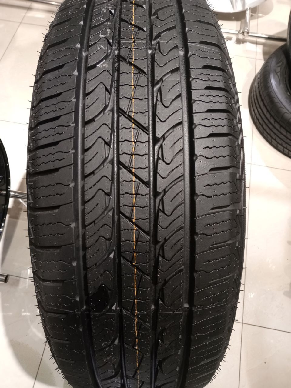 Balon shina NEXEN Roadian HTX rh5 265/65R18