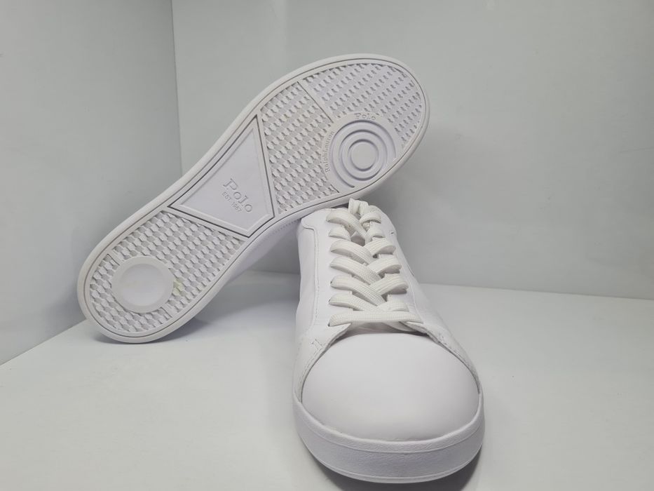 Кецове Ralph Lauren Hrt Ct

Нови без кутия.

Размер 45 стелка 29 см.