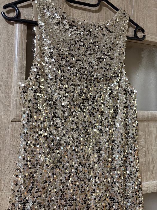 Рокля с паети, парти рокля