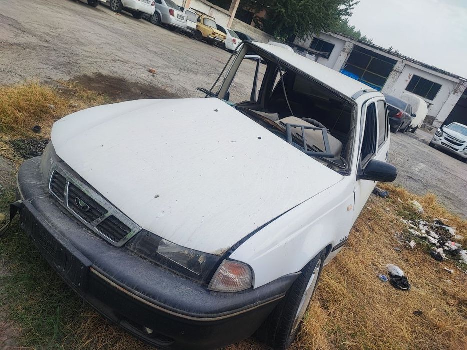 Nexia avtomobili 2001 yil