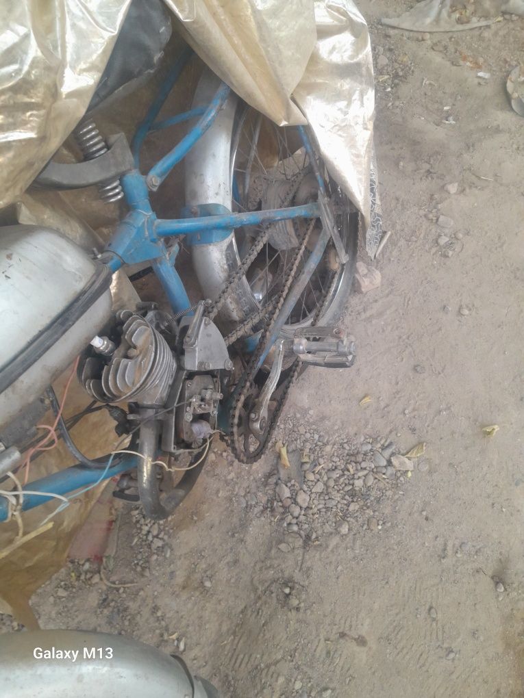 Mapet moto sotiladi srochna hech qanday aybi yoo bjir tepar