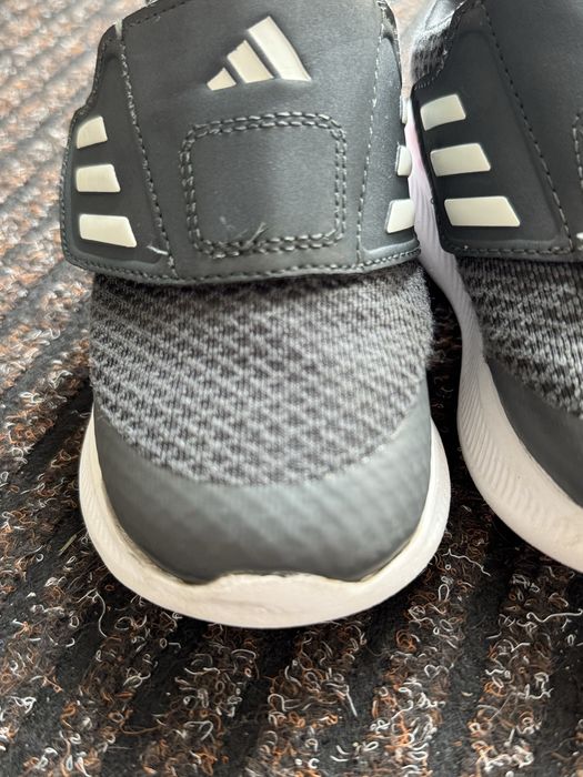 Adidasi adidas nr 25