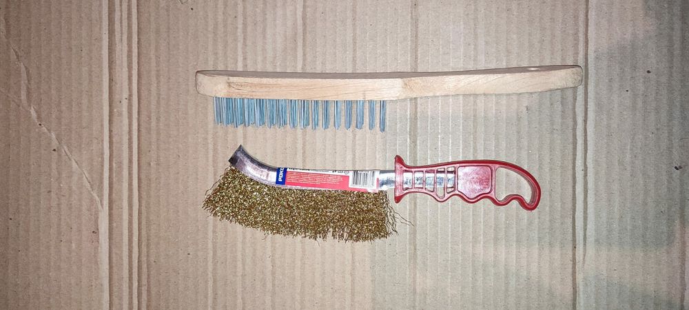 Продам щетки по металлу