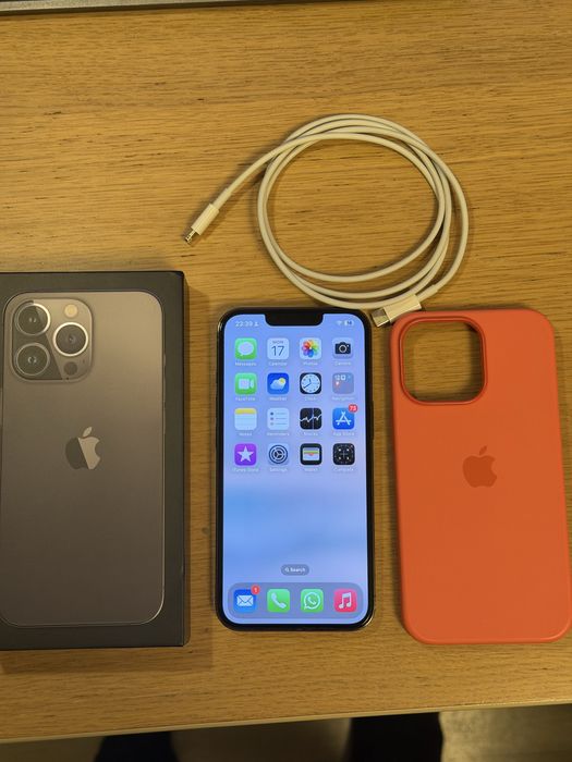 iPhone 13 Pro 256 GB Graphite 77% bat