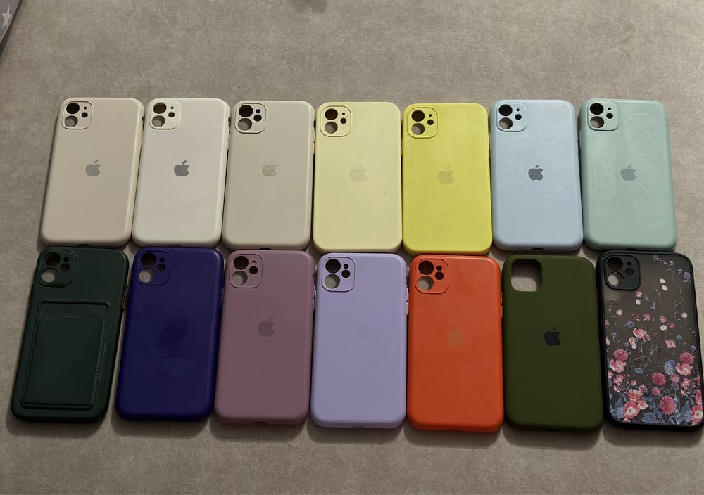 Продам чехлы на iphone 11