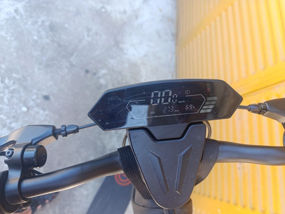 Електрическа тротинетка Kinesone