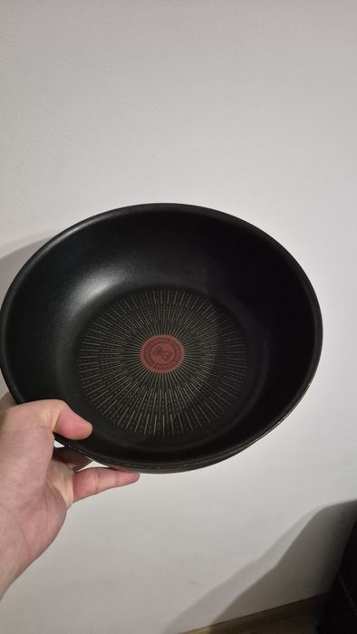 Tigaie Tefal plus Tefal Wok adâncă cu mâner detașabil