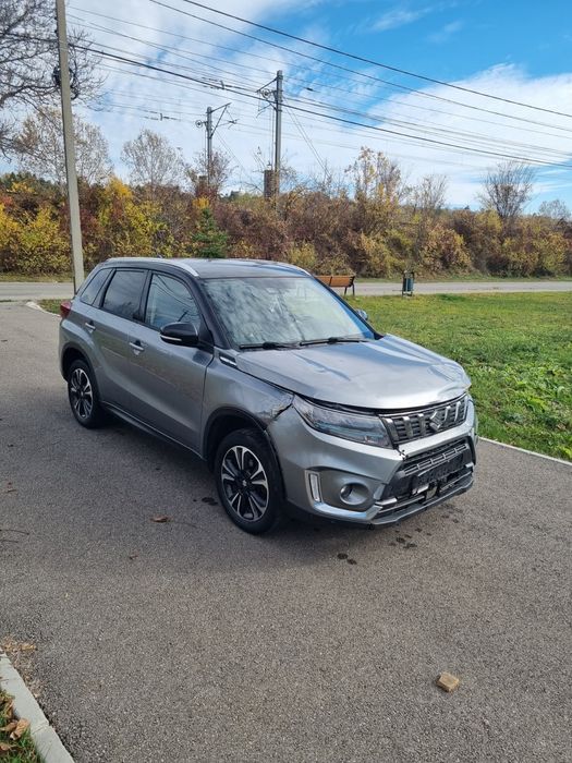 Vitara 2020 mildhybrid facelift ușor avariat