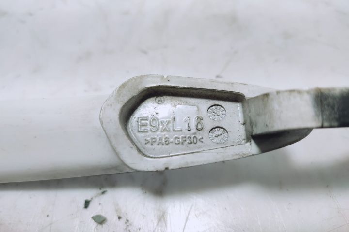 Maner exterior usa stanga fata e9xl16 BMW Seria 3 F30 seria