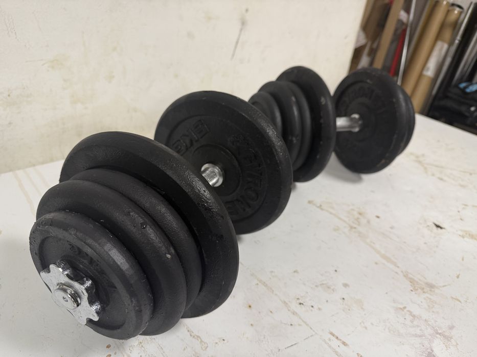 Gantere reglabile fier noi, set 25 kg+25 kg=50 kg, pret 600 lei