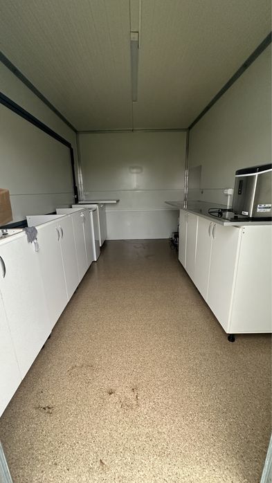 Vand rulota comerciala Pret Fix !