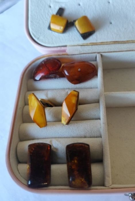 Копчета за ръкавели с натурален балтийски кехлибар (сребърни)