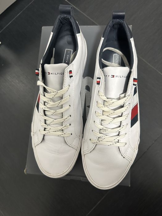 Кожени бели кецове Tommy Hilfiger No42
