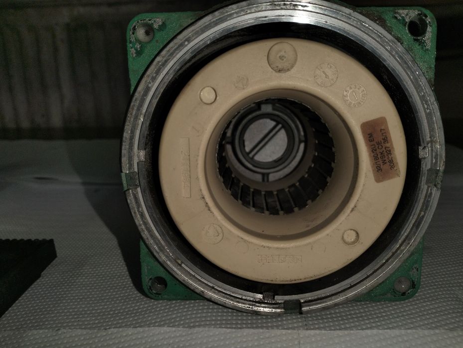 Vând stator Wilo typ top-s 30/10