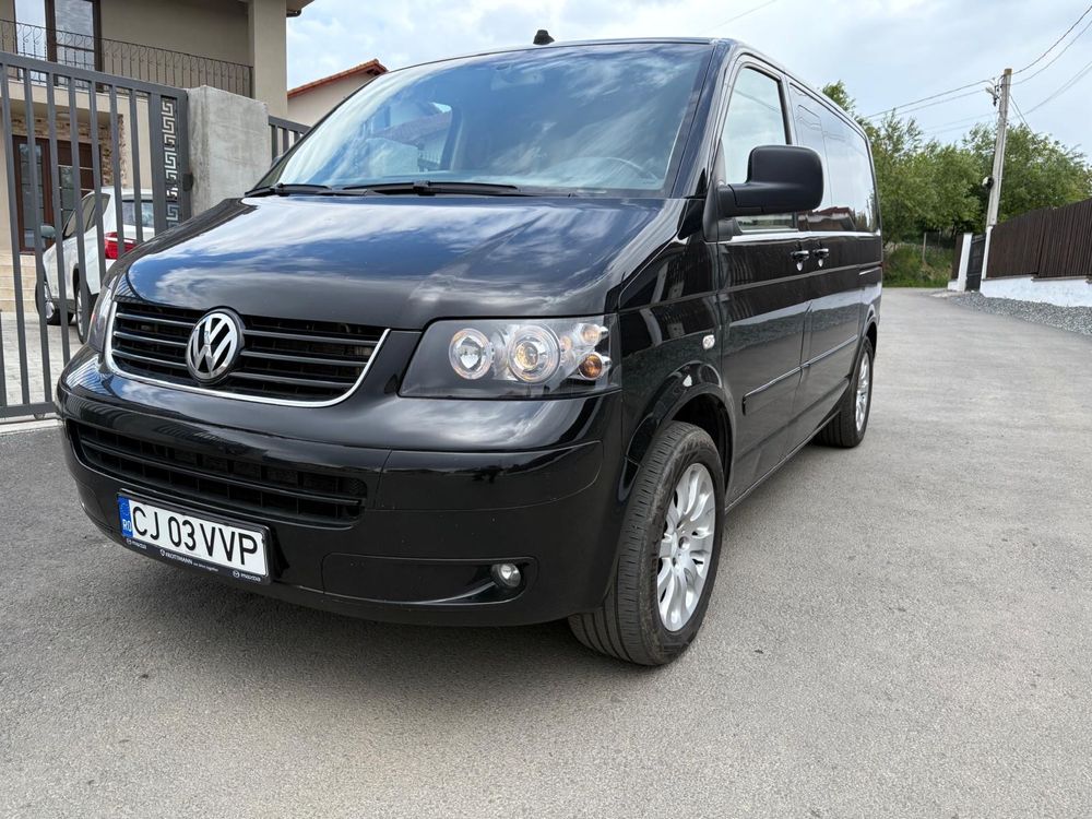 VW Multivan 2,5 TDi 180 Cp 7 locuri 4x4