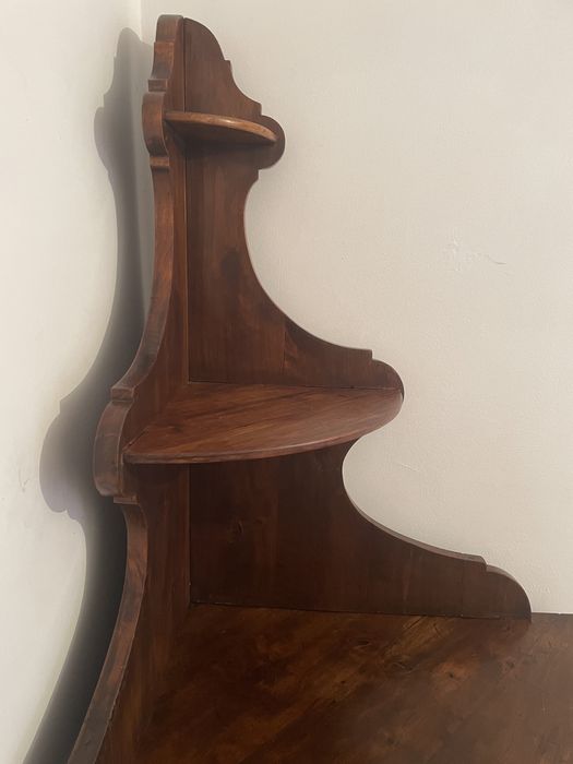 Dulap de colt furnir nuc, model frantuzesc secolul 19