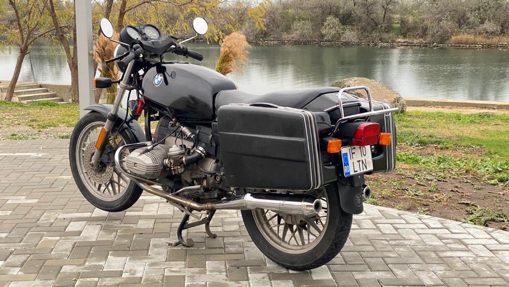 Motocicleta clasica BMW R65