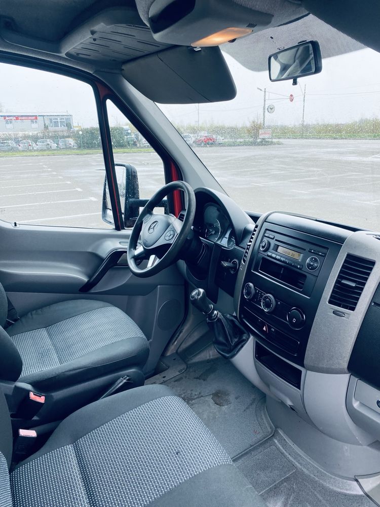 Mercedes sprinter basculabil pe cutie
