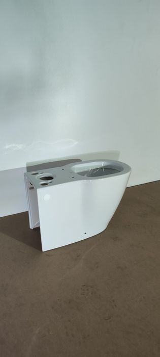 Vas nou toaleta Ideal Standard