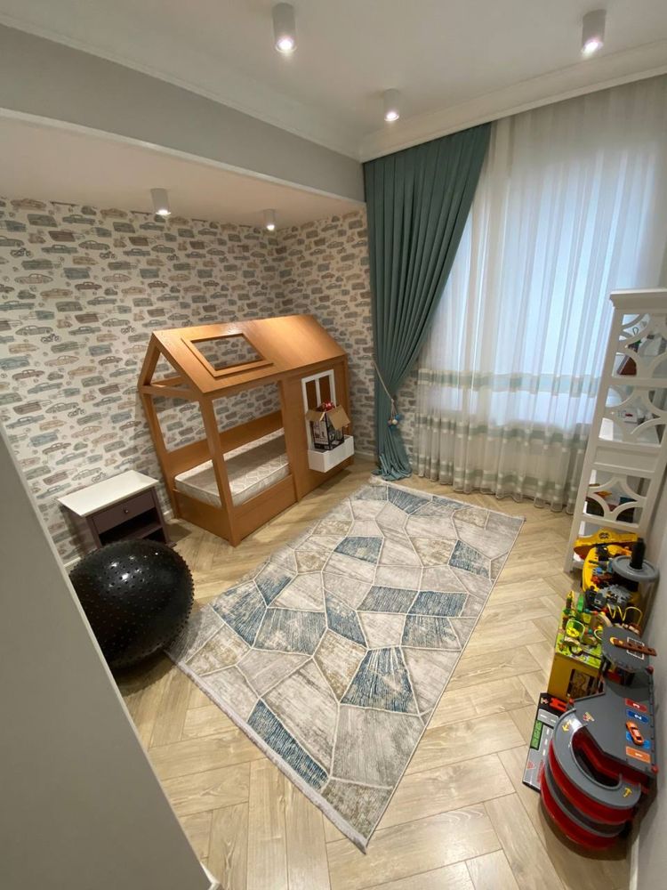 Продаётся 5х ком кв Паркентский Ж.К "Ducat" дуплекс с террасой. 218м2.