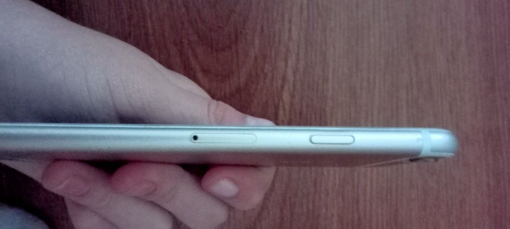 читайте описание.Айфон Айпад., IPHONE 6 , Realme c11